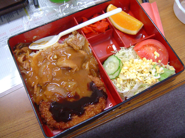 ランチは５００円の日替わり弁当 ハヤシライスでした 水野文也 公式ホームページ 千葉県議会選挙 市川市選挙区 みんなの党公認候補